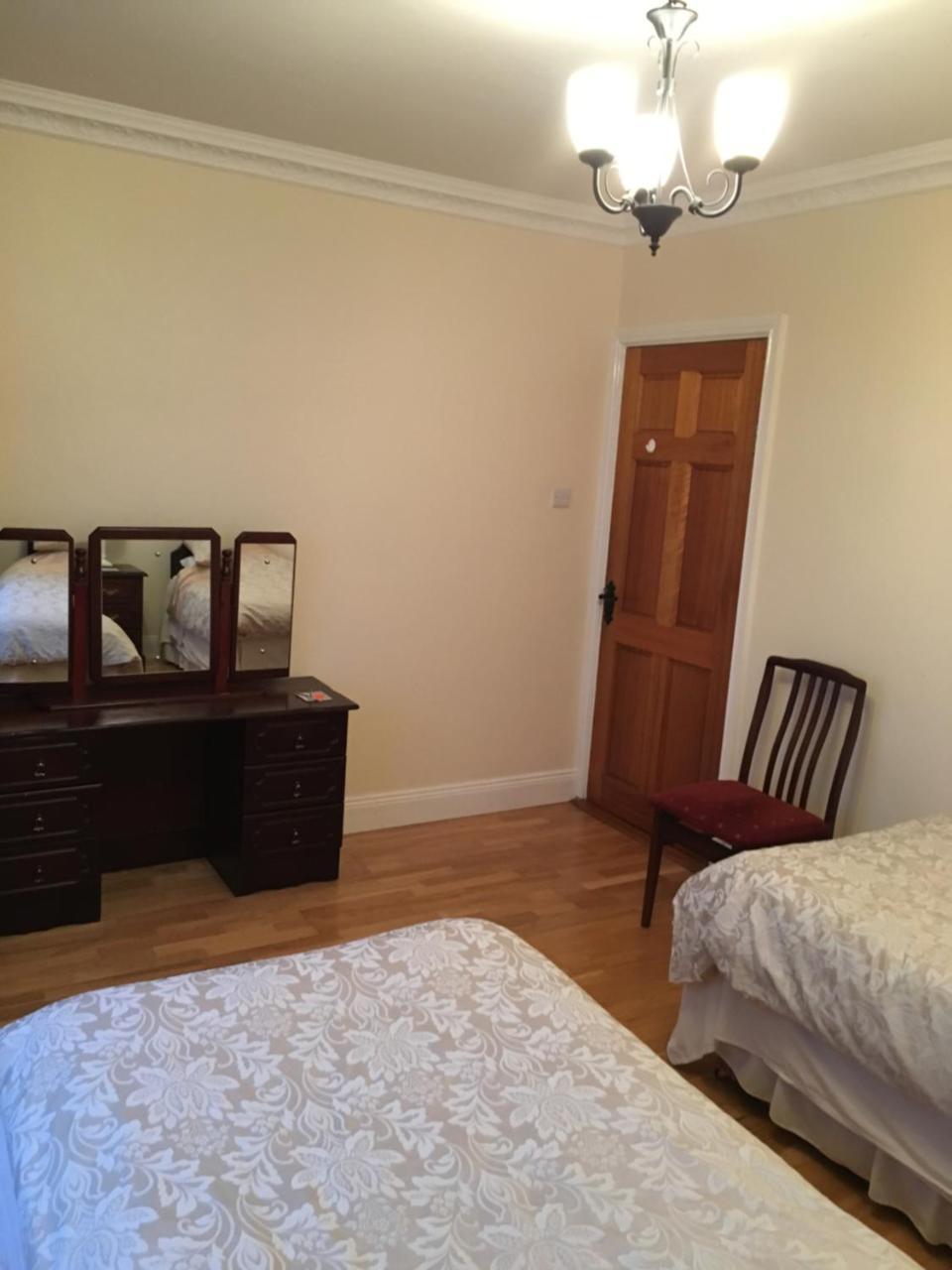 Oakdale, Templemore, E41F856 エクステリア 写真